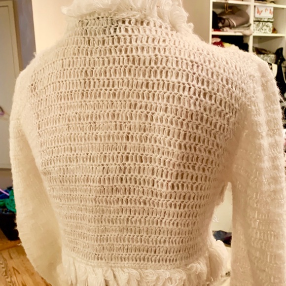 Wish comfy Looped Trim Short sweater - Picture 2 of 8